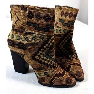 Kelsi Dagger Tapestry Heel Ankle Bootie Size 8M Boho Tribal Western